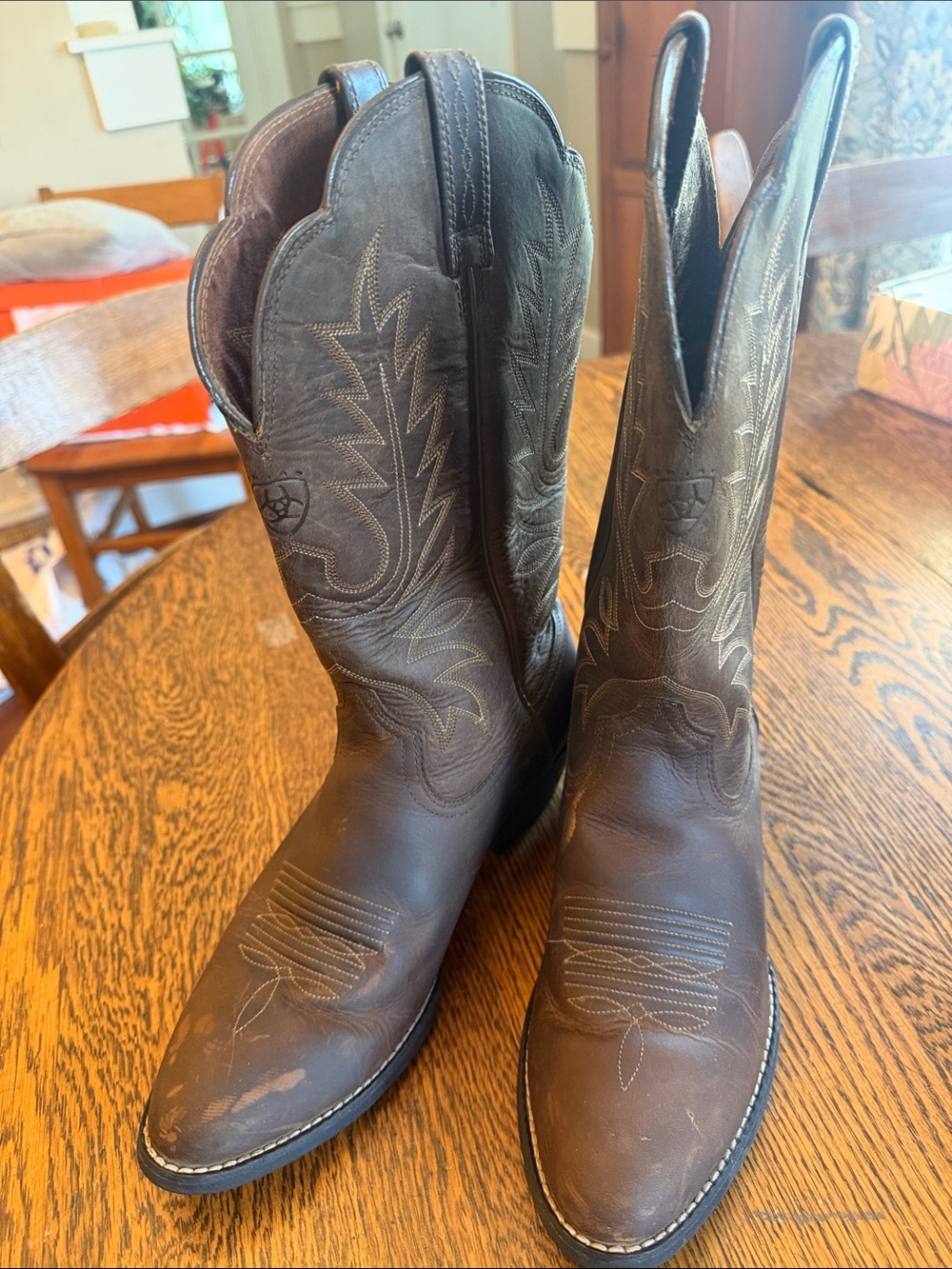 Ariat Brown Embroidered Cowboy Boots